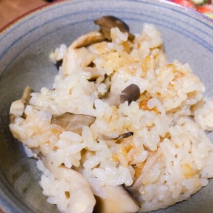 松茸は松茸ご飯が一番ですね！
美味しくできました(^^)